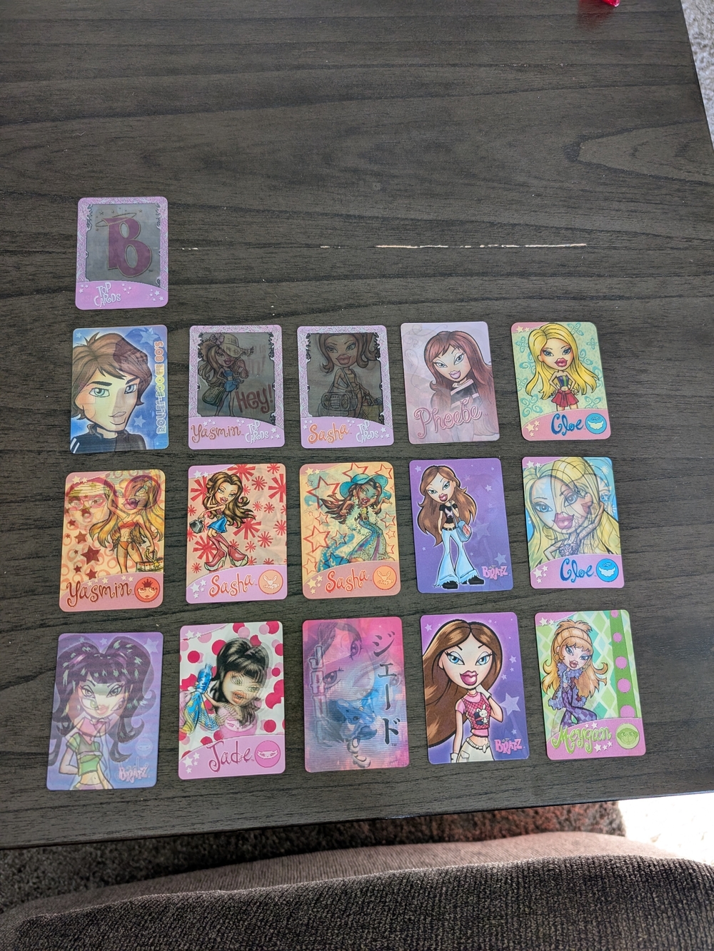 Bratz Collectible Character Card Pack - Pink